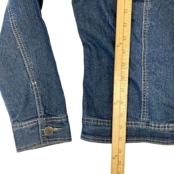 Baccini Denim Jacket Womens Size Medium Blue Dark Washed Embellished Button Up - Picture 15 of 16